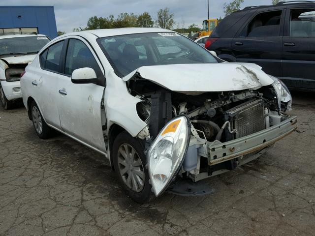 3N1CN7AP0DL820917 - 2013 NISSAN VERSA WHITE photo 1