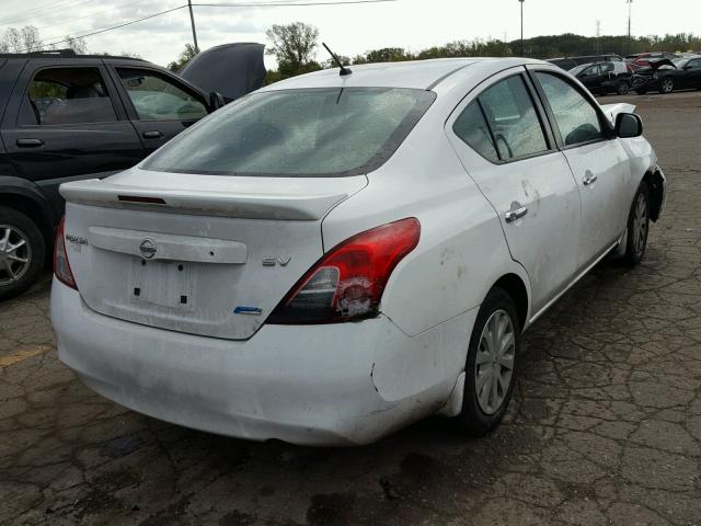 3N1CN7AP0DL820917 - 2013 NISSAN VERSA WHITE photo 4