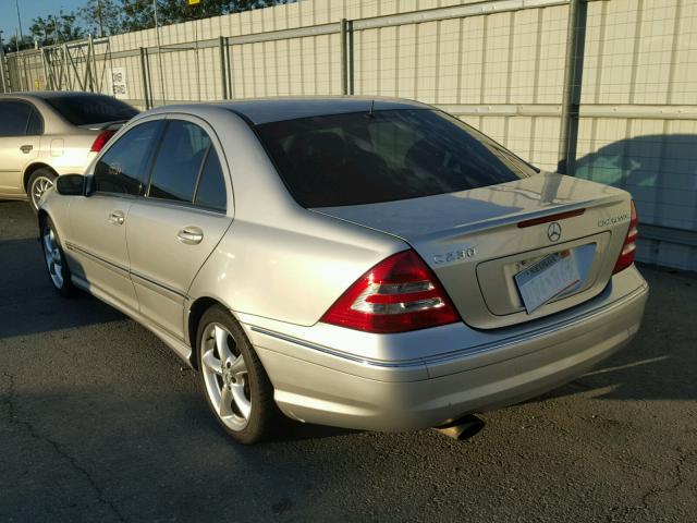 WDBRF40J45F594505 - 2005 MERCEDES-BENZ C 230K SPO SILVER photo 3