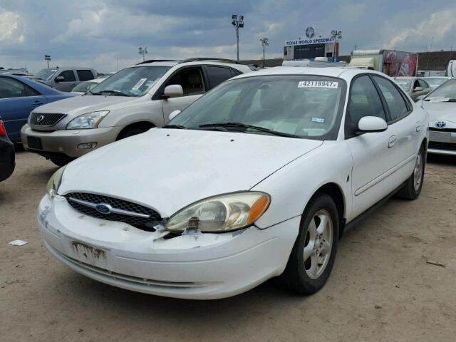 1FAFP55252A205801 - 2002 FORD TAURUS WHITE photo 2