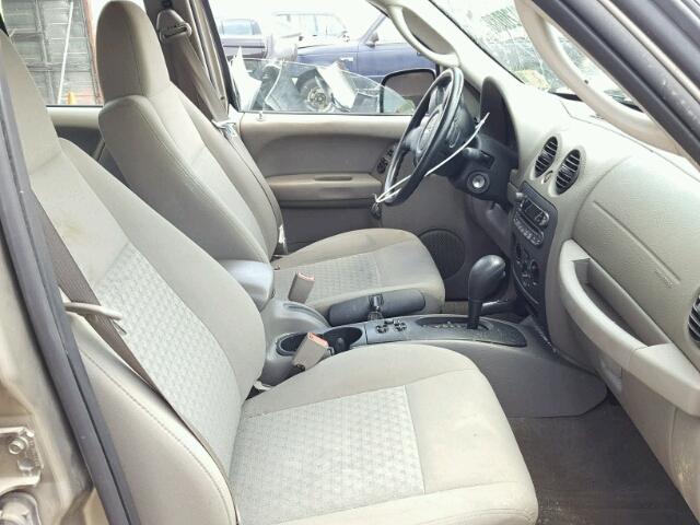 1J4GL48K35W570530 - 2005 JEEP LIBERTY SP GOLD photo 5