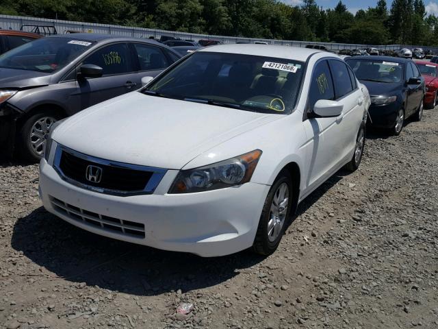 1HGCP26489A134441 - 2009 HONDA ACCORD LXP WHITE photo 2