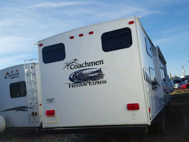 5ZT2FEUB6CA007130 - 2012 COACH TRAILER WHITE photo 4