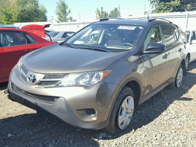 JTMBFREV8DD008975 - 2013 TOYOTA RAV4 LE Qəhvəyi foto 2