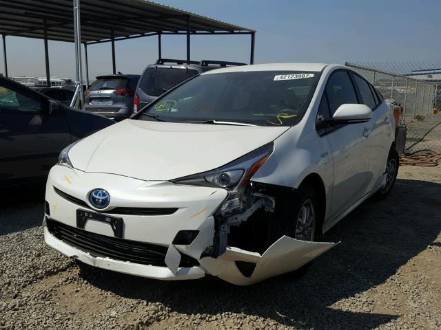 JTDKARFU3H3043956 - 2017 TOYOTA PRIUS WHITE photo 2