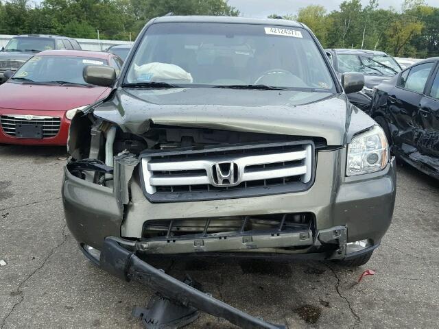 5FNYF18536B010099 - 2006 HONDA PILOT GREEN photo 9