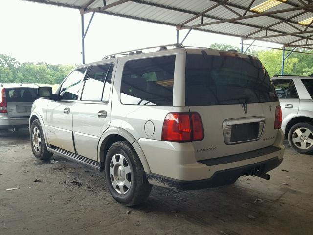 5LMFU28506LJ27745 - 2006 LINCOLN NAVIGATOR 白色 照片 3