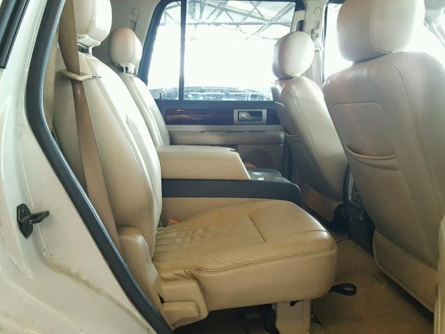 5LMFU28506LJ27745 - 2006 LINCOLN NAVIGATOR 白色 照片 6