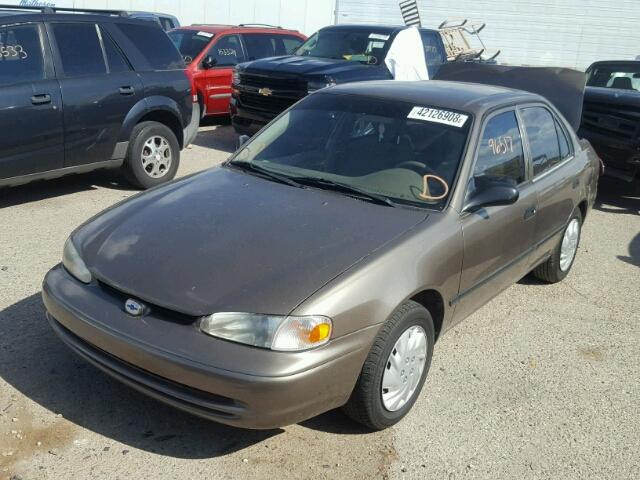 1Y1SK5289YZ422032 - 2000 CHEVROLET GEO PRIZM 金色 照片 2