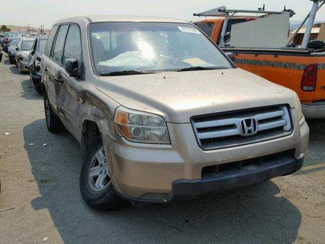 5FNYF28186B026057 - 2006 HONDA PILOT LX GOLD photo 1