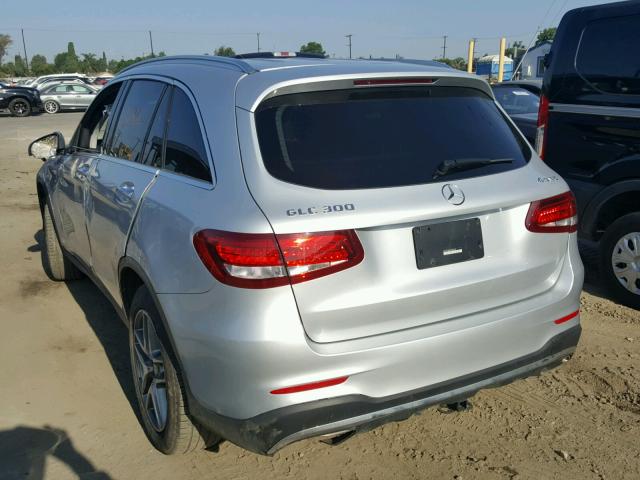 WDC0G4KB0GF093735 - 2016 MERCEDES-BENZ GLC 300 4M SILVER photo 3