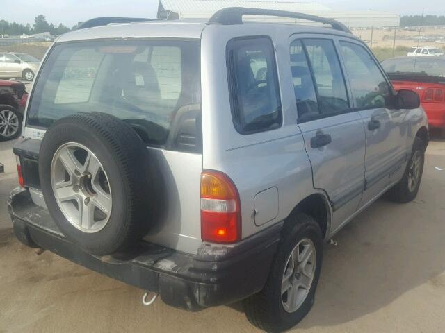 2CNBJ13C236919135 - 2003 CHEVROLET TRACKER GRAY photo 4