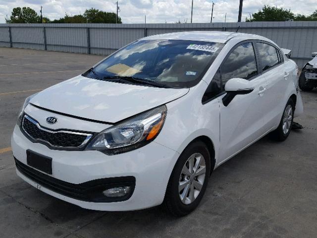 KNADN4A38C6083243 - 2012 KIA RIO EX WHITE photo 2