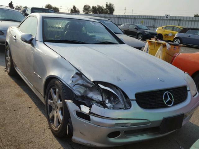 WDBKK49F61F220242 - 2001 MERCEDES-BENZ SLK 230 KO SILVER photo 1