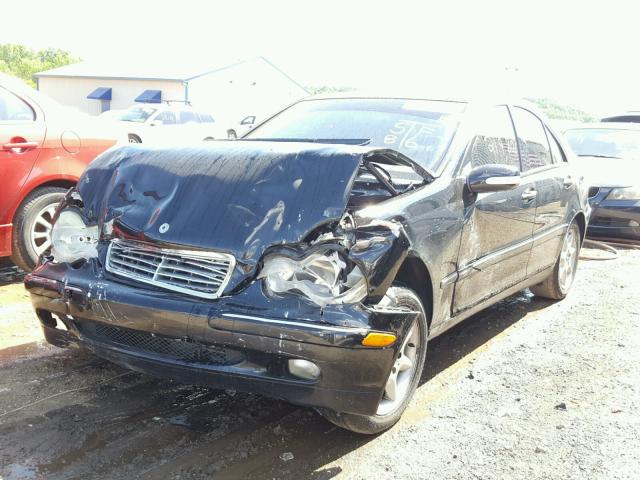 WDBRF61J02F267847 - 2002 MERCEDES-BENZ C 240 BLACK photo 2