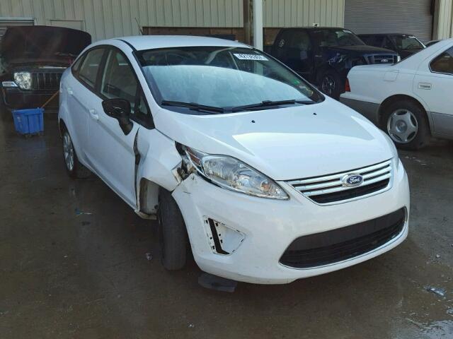 3FADP4BJ6CM149658 - 2012 FORD FIESTA SE WHITE photo 1