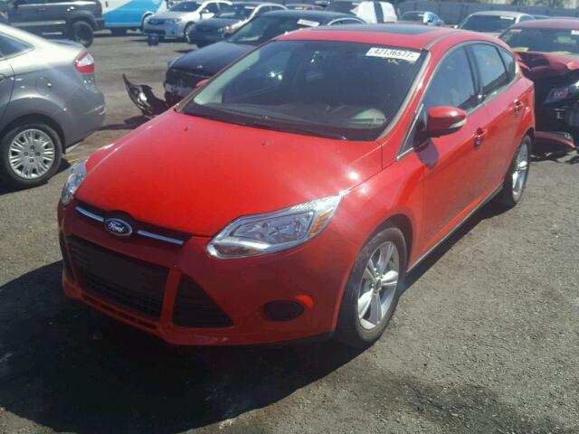 1FADP3K23EL219835 - 2014 FORD FOCUS SE RED photo 2