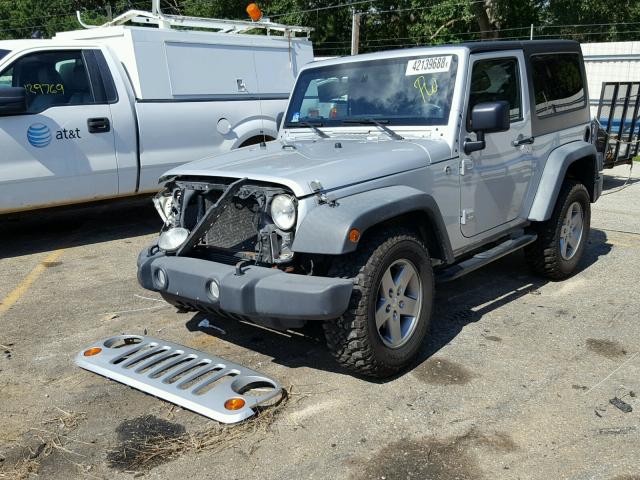 1C4AJWAG4CL198097 - 2012 JEEP WRANGLER S SILVER photo 2