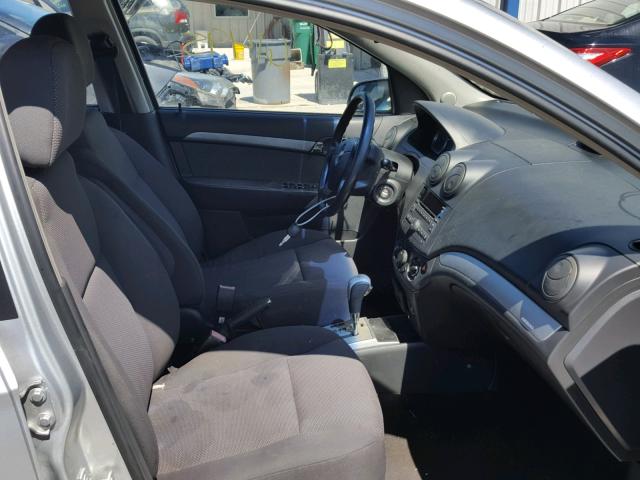 KL1TD5DE9BB144553 - 2011 CHEVROLET AVEO LS SILVER photo 5