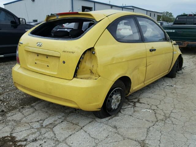 KMHCM36C88U077493 - 2008 HYUNDAI ACCENT GS YELLOW photo 3