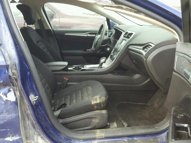 3FA6P0H76ER335901 - 2014 FORD FUSION SE BLUE photo 5