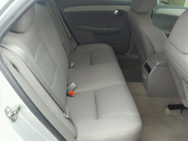 1G1ZB5E18BF300328 - 2011 CHEVROLET MALIBU LS ვერცხლისფერი ფოტო 6