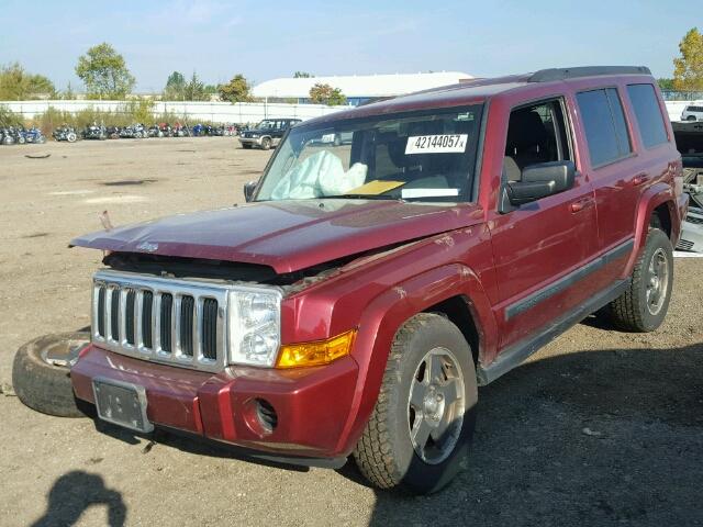 1J8HG48K38C140803 - 2008 JEEP COMMANDER MAROON photo 2