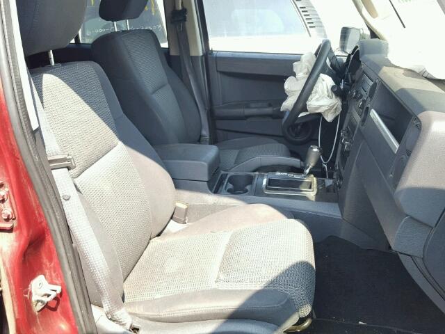 1J8HG48K38C140803 - 2008 JEEP COMMANDER MAROON photo 5