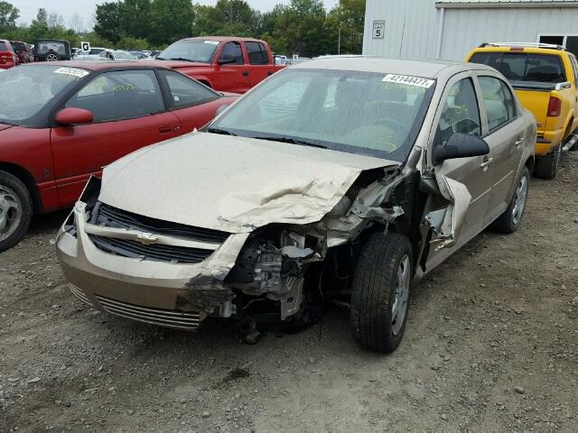 1G1AK58F077277150 - 2007 CHEVROLET COBALT GOLD photo 2