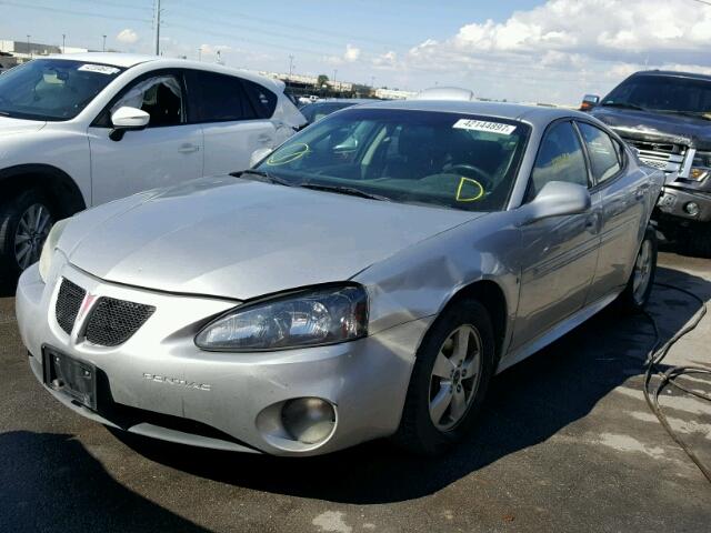 2G2WP552X61129748 - 2006 PONTIAC GRAND PRIX SILVER photo 2