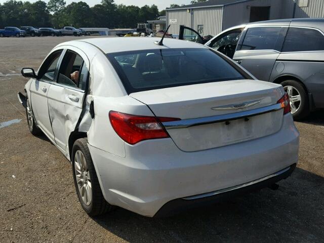 1C3BC4FB6BN580199 - 2011 CHRYSLER 200 LX WHITE photo 3