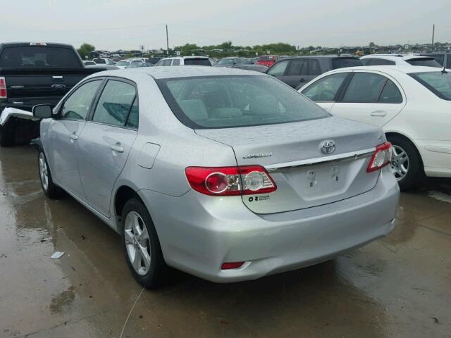 5YFBU4EE9DP205109 - 2013 TOYOTA COROLLA SILVER photo 3