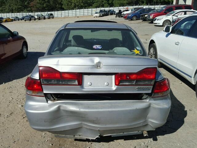 1HGCG56792A052705 - 2002 HONDA ACCORD SE SILVER photo 9