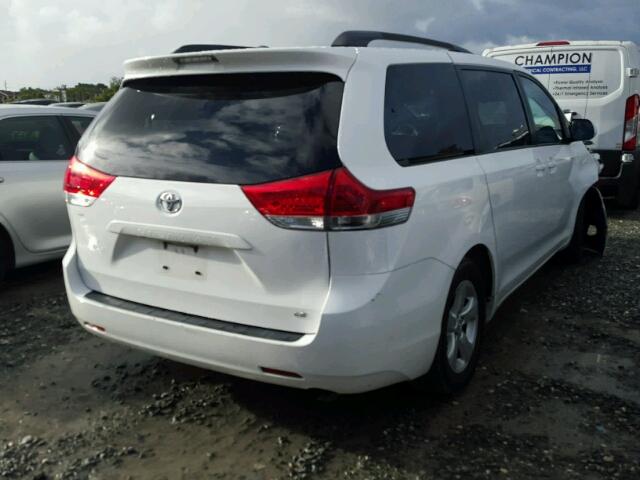 5TDKK3DC5DS373885 - 2013 TOYOTA SIENNA WHITE photo 4