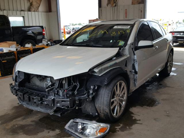 6G3F15RWXEL962844 - 2014 CHEVROLET SS WHITE photo 2