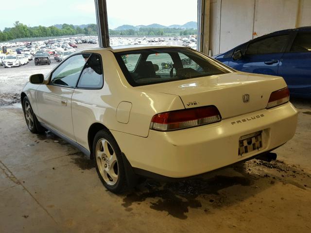 JHMBB6141YC005305 - 2000 HONDA PRELUDE WHITE photo 3