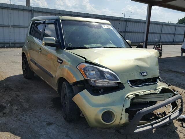 KNDJT2A53D7634143 - 2013 KIA SOUL GREEN photo 1