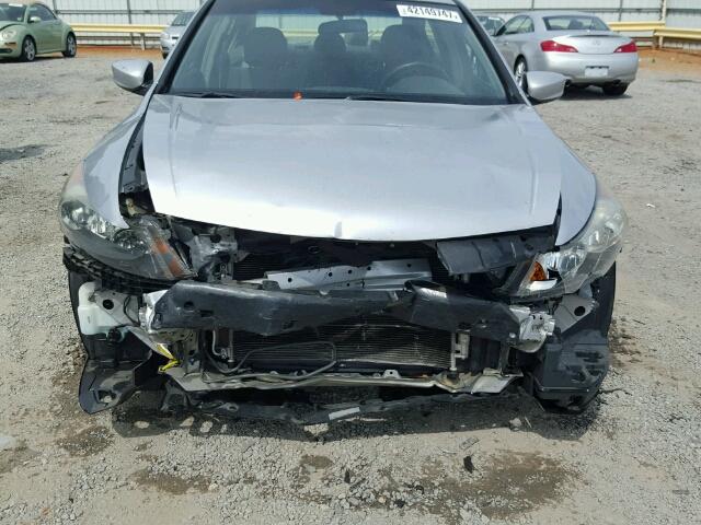 1HGCP26749A005817 - 2009 HONDA ACCORD EX SILVER photo 9