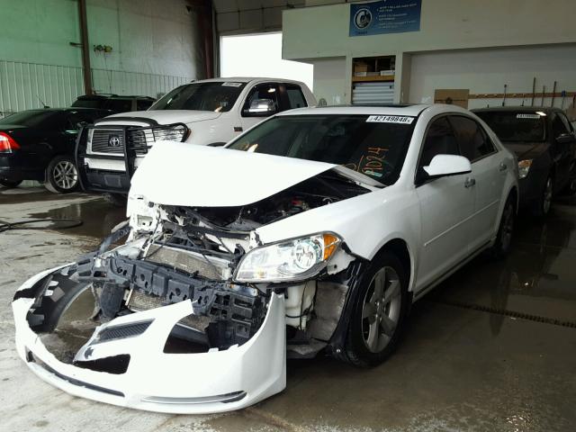 1G1ZC5E00CF359024 - 2012 CHEVROLET MALIBU 1LT WHITE photo 2