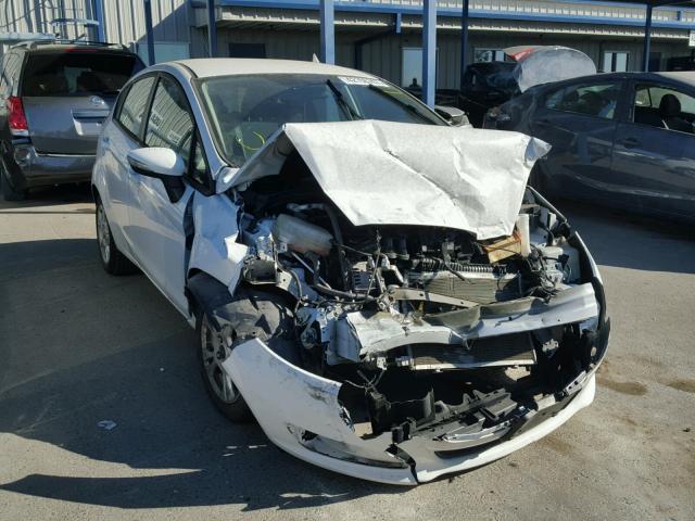 3FADP4EJ5EM125365 - 2014 FORD FIESTA SE WHITE photo 1