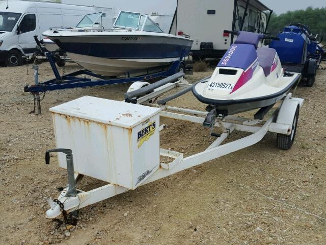 ZZN08333C292 - 1992 BOMBARDIER SEADOO WHITE photo 2