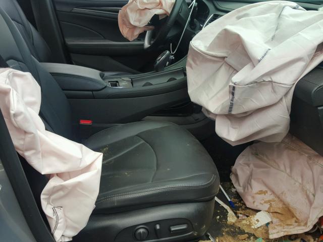 1G4ZP5SS0HU163035 - 2017 BUICK LACROSSE E 棕色 照片 5