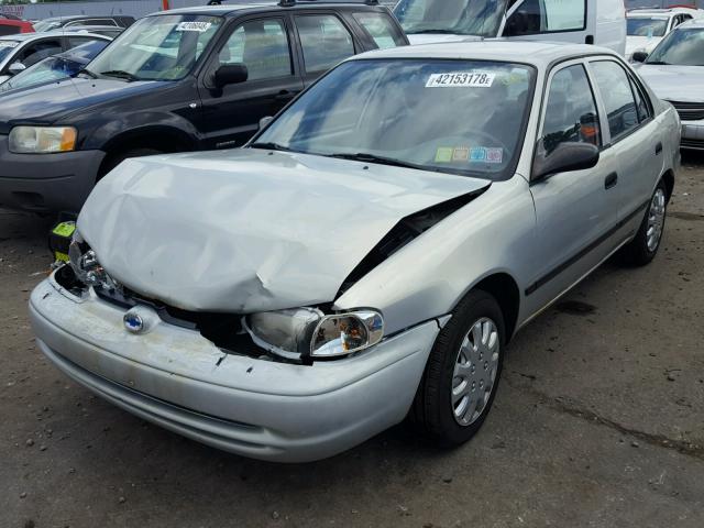 1Y1SK5288YZ432275 - 2000 CHEVROLET GEO PRIZM 银色 照片 2