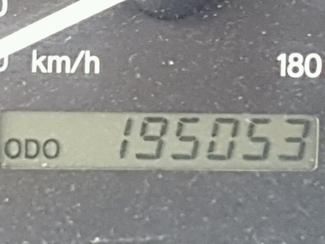 1Y1SK5288YZ432275 - 2000 CHEVROLET GEO PRIZM 银色 照片 8