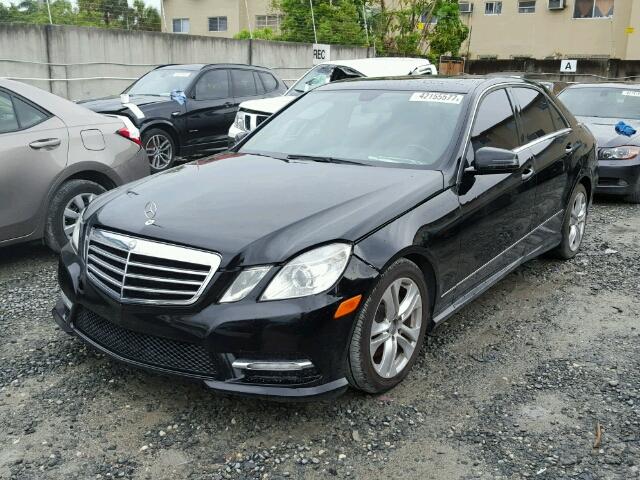 WDDHF5KB8DA738325 - 2013 MERCEDES-BENZ E 350 BLACK photo 2