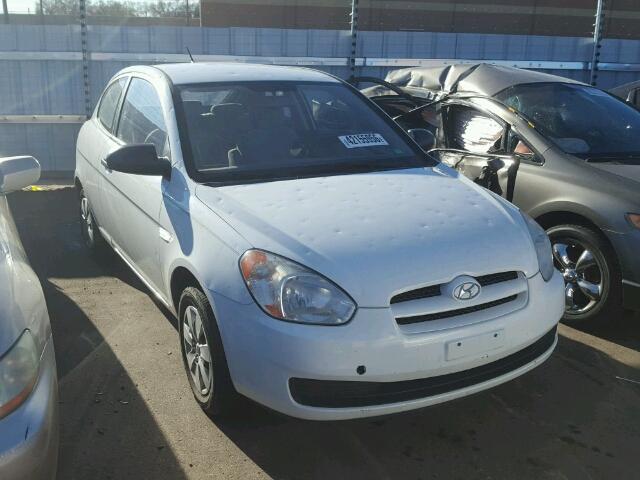 KMHCM36C48U103118 - 2008 HYUNDAI ACCENT GS WHITE photo 1