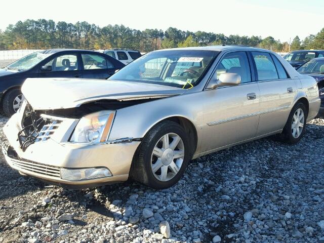 1G6KD57Y86U101698 - 2006 CADILLAC DTS GOLD photo 2