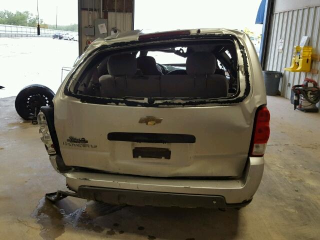 1GNDV23157D121278 - 2007 CHEVROLET UPLANDER SILVER photo 10