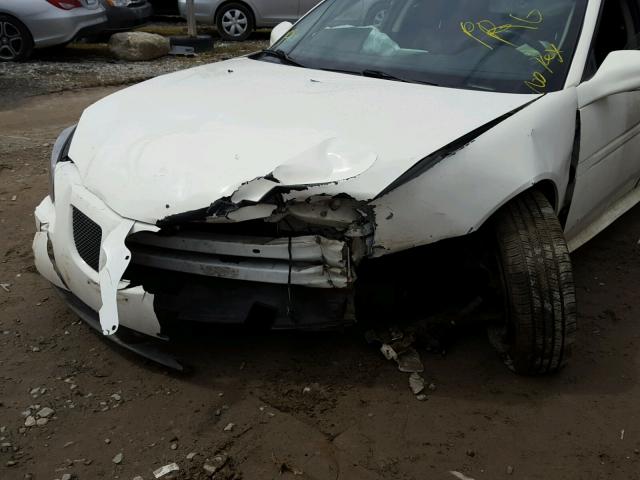 2G2WP552161239619 - 2006 PONTIAC GRAND PRIX WHITE photo 10