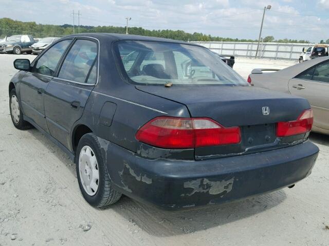 1HGCG5643YA126313 - 2000 HONDA ACCORD LX GREEN photo 3